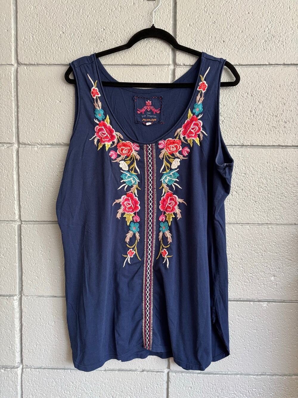 Johnny Was Navy Blue Floral Embroidered Tank Top size XL